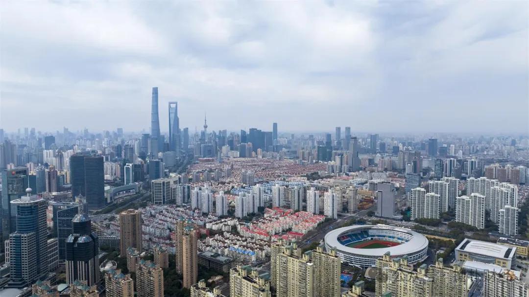北京写字楼市场回暖 再现亿元大单__ 2025商办市场亿级大宗交易 