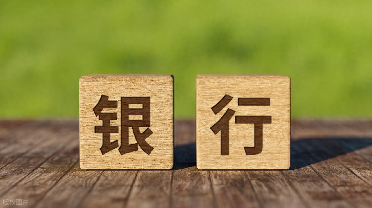 征信花以贷养贷借不出怎么办_贷上钱黑户可以贷款吗_查询多网贷多征信花怎么办