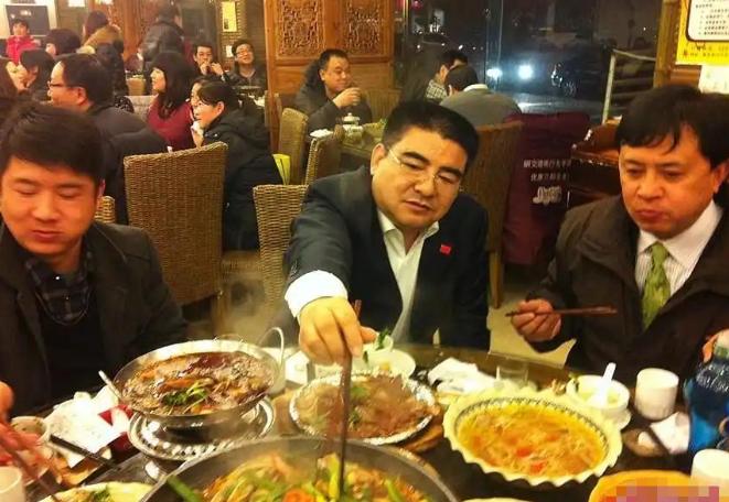 陈光标 中国首善 慈善家_陈光标的钱是哪里来的