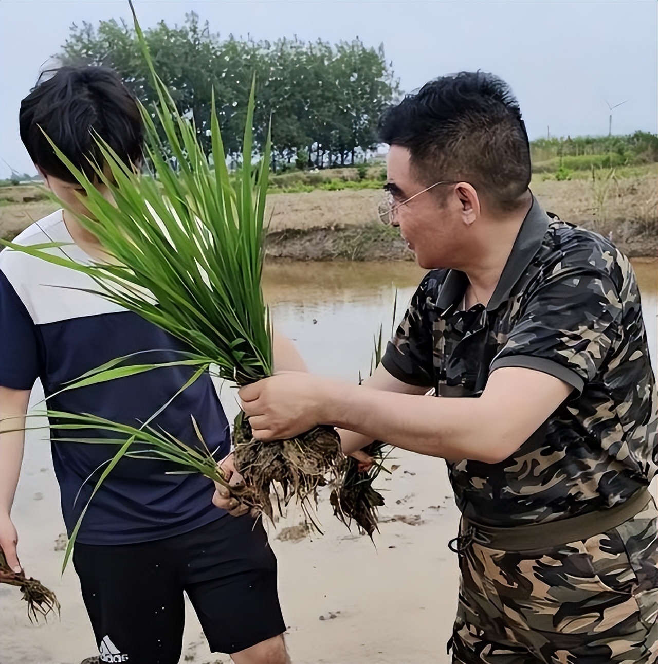陈光标的钱是哪里来的_陈光标 捐款争议_陈光标 慈善事业