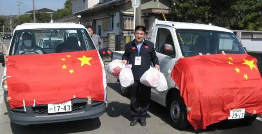 陈光标钱从哪里来的_陈光标发钱图_陈光标的钱是哪里来的