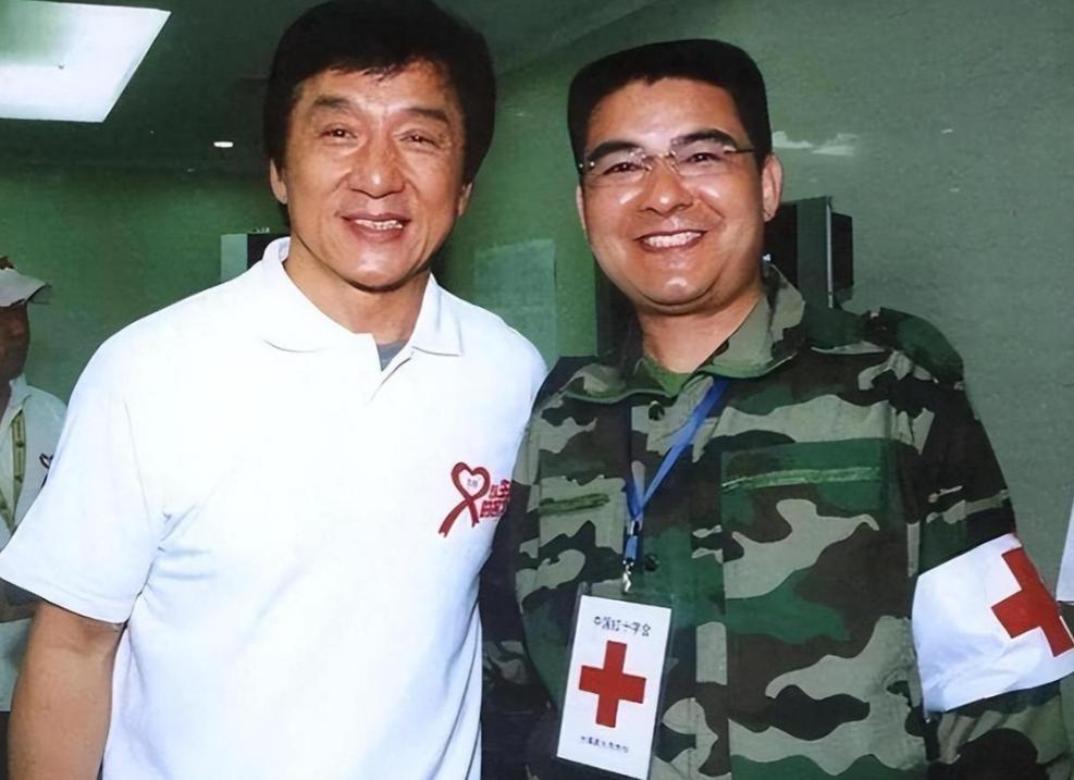 陈光标的钱是哪里来的_陈光标发钱图_陈光标钱从哪里来的