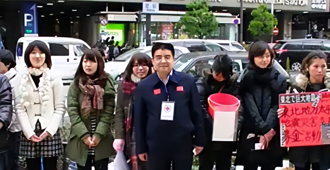 陈光标的钱是哪里来的_陈光标发钱图_陈光标钱从哪里来的