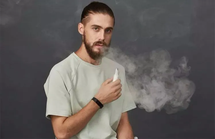 电子烟加盟费用信赖雪加加盟_电子烟长期主义_电子烟减害作用