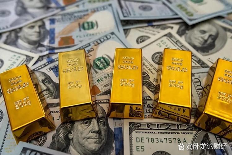 美元和黄金为啥总对着干？三句话讲清它们的关系